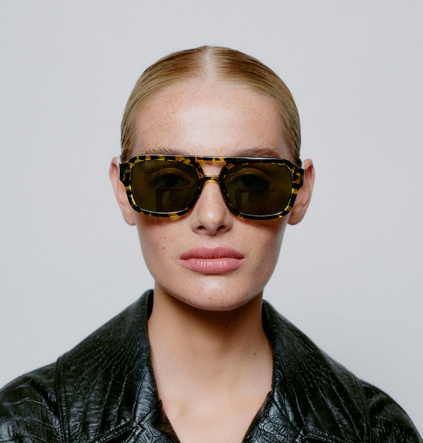 Kaya / Black Yellow Tortoise & Graphite Green Lens - Shade Files